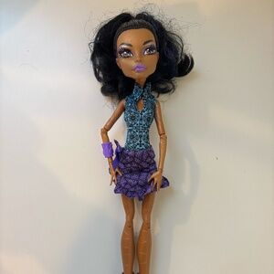 Monster High Robecca Steam Dance Class Doll